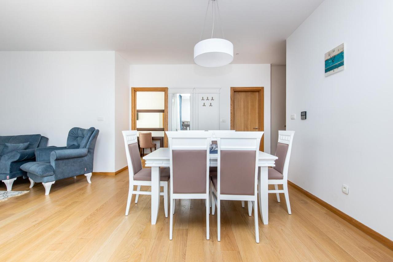 Apartments Lora In Apart-Hotel Budva Exterior photo
